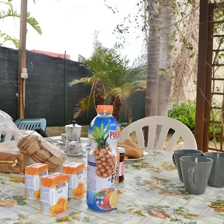 Vicino 4 Posti Holiday home *