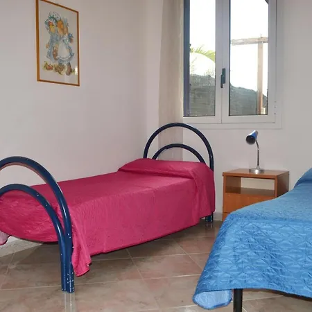 Vicino 4 Posti